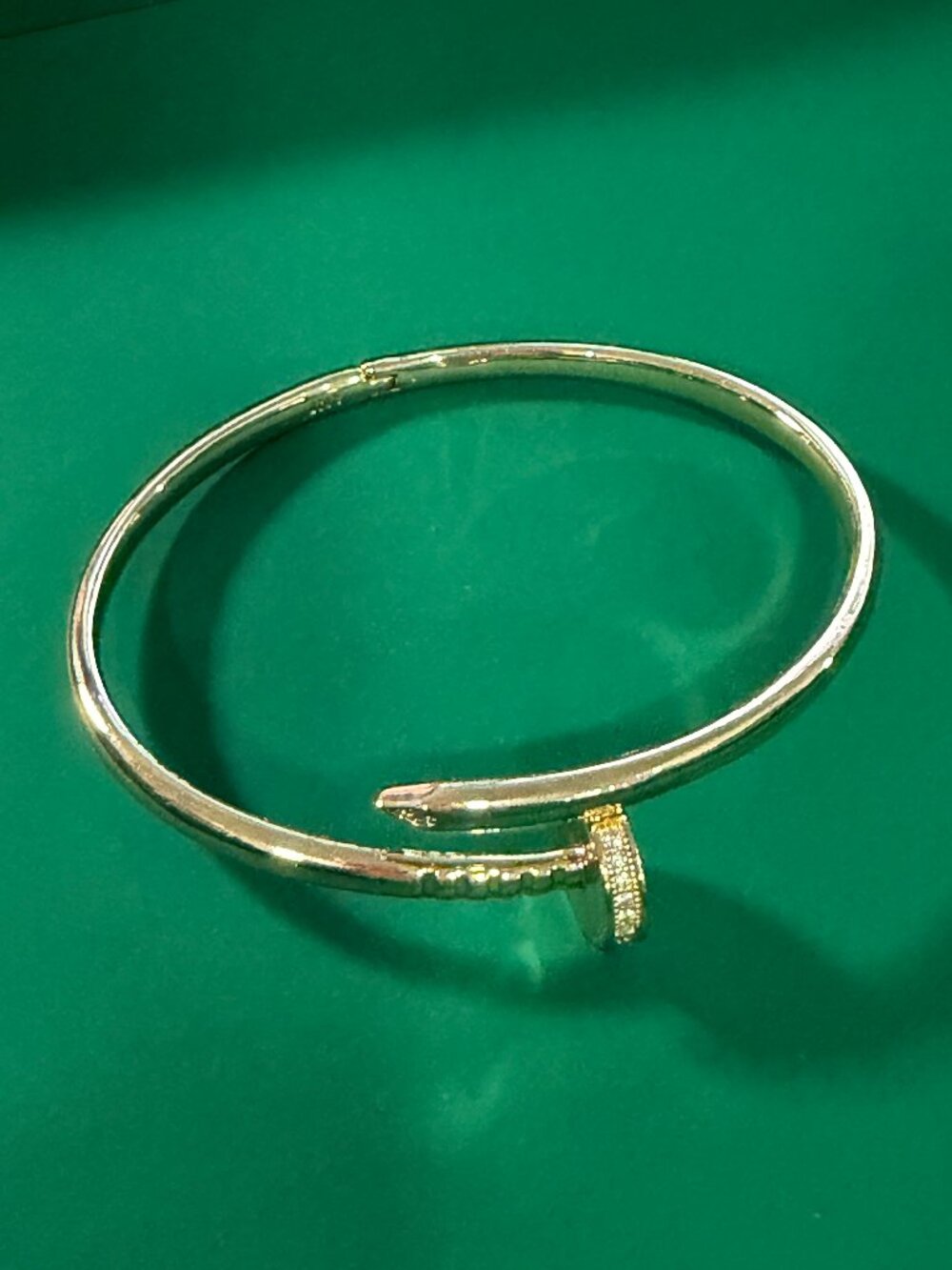 Jones New York Nail Bracelet Gold